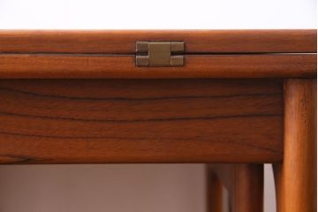ヴィンテージ家具　北欧ビンテージ　McIntosh(マッキントッシュ)　拡張天板付き!多機能なチーク材製ネストテーブル(エクステンションテーブル)