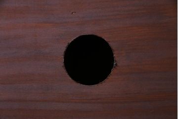 ヴィンテージ家具　北欧ビンテージ　チーク材　ガラス戸の脚付サイドボード(キャビネット、収納棚、戸棚)