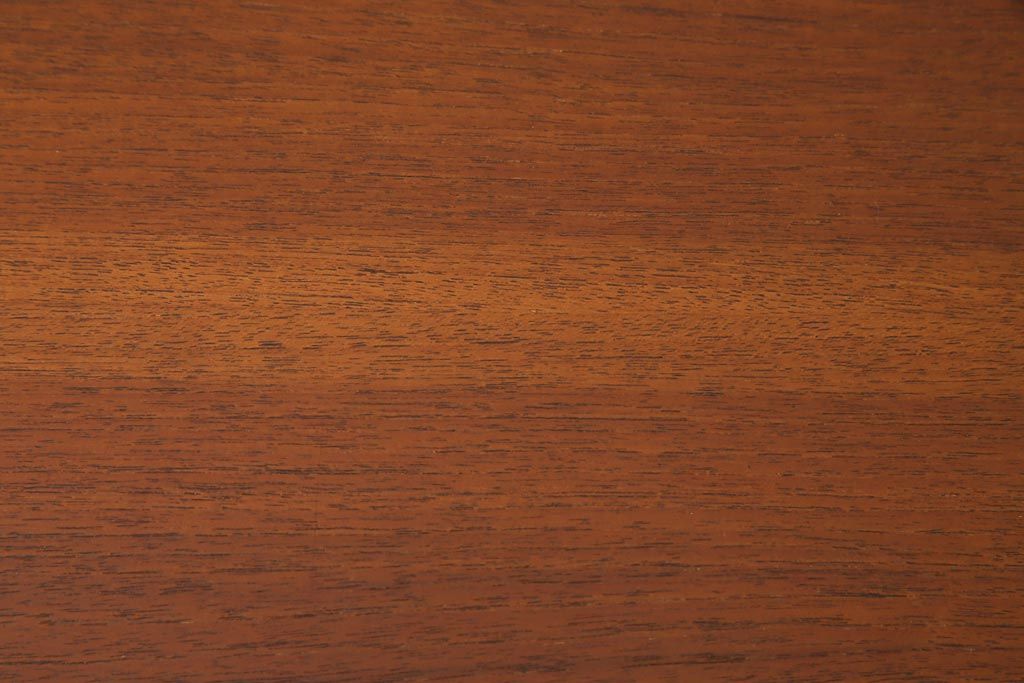 ヴィンテージ家具　北欧ビンテージ　Nathan(ネイサン)　シンプルなデザインのサイドボード(リビングボード)