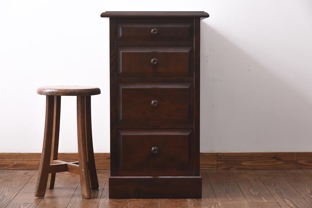 ビンテージ　民芸家具　シックな佇まいが魅力的なサイドチェスト(サイドテーブル、引き出し)