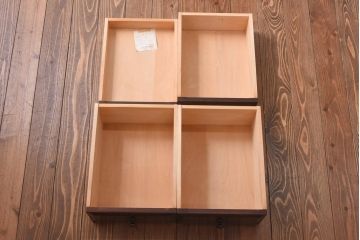 ビンテージ　民芸家具　シックな佇まいが魅力的なサイドチェスト(サイドテーブル、引き出し)