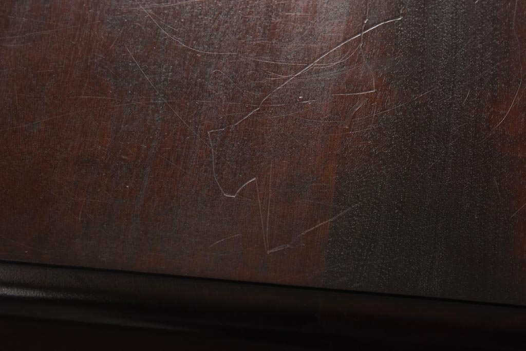 ビンテージ　民芸家具　シックな佇まいが魅力的なサイドチェスト(サイドテーブル、引き出し)