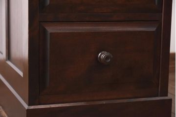 ビンテージ　民芸家具　シックな佇まいが魅力的なサイドチェスト(サイドテーブル、引き出し)