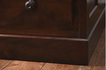 ビンテージ　民芸家具　シックな佇まいが魅力的なサイドチェスト(サイドテーブル、引き出し)