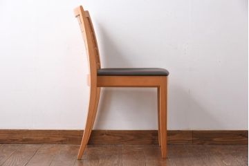 中古　arflex(アルフレックス)　LUCA(ルカ)　アームレスチェア(ダイニングチェア、椅子)(2)