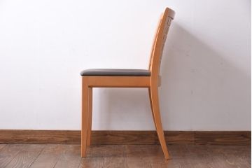 中古　arflex(アルフレックス)　LUCA(ルカ)　アームレスチェア(ダイニングチェア、椅子)