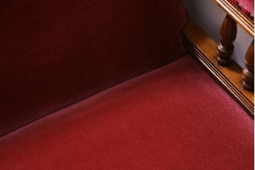 アンティーク家具　イギリスアンティーク　ウォールナット　エレガントな佇まいと存在感抜群のシェーズロング(ソファ、長椅子)