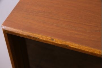 ヴィンテージ家具　イギリスビンテージ　HERBERT E. GIBBS(ハーバート・E・ギブス)　チーク材　キャビネット(リビングボード)