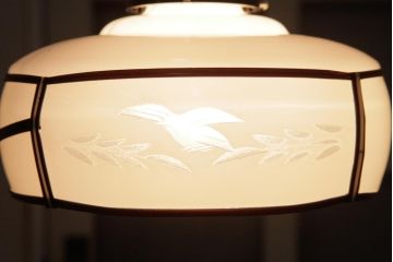 昭和初期　花鳥図柄　和の風情と品を感じるペンダントライト(天井照明、吊り下げ照明)