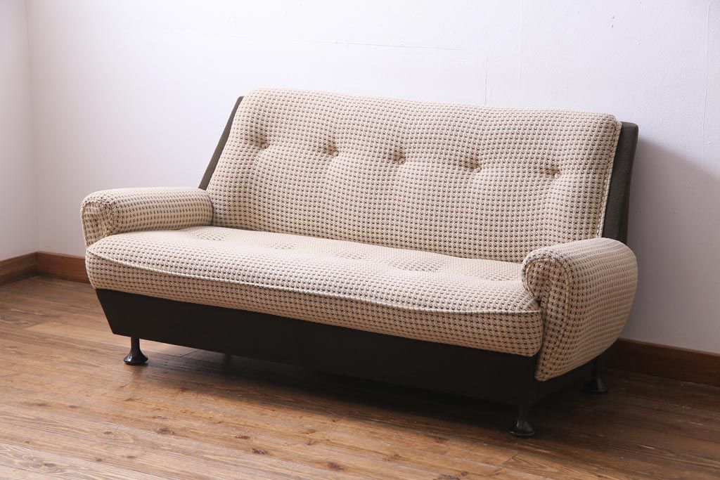 レトロ家具　昭和レトロ　丸みのあるフォルムのビンテージアームソファ(二人掛け)