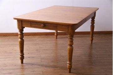 中古　ETHAN ALLEN(イーセンアーレン)　FARMHOUSE PINE カントリースタイルのダイニングテーブル(エクステンションテーブル)