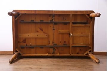 中古　ETHAN ALLEN(イーセンアーレン)　FARMHOUSE PINE カントリースタイルのダイニングテーブル(エクステンションテーブル)