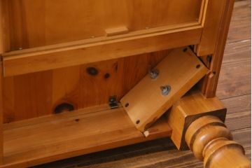中古　ETHAN ALLEN(イーセンアーレン)　FARMHOUSE PINE カントリースタイルのダイニングテーブル(エクステンションテーブル)