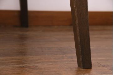 中古　神戸家具　永田良介商店　4人掛け　すっきりとしたデザインのR型ダイニングテーブル