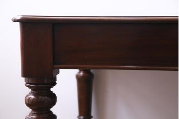 アンティーク家具　フランスアンティーク　マホガニー無垢材　キャスター付き　洗練された高級感が漂う6人掛けダイニングテーブル