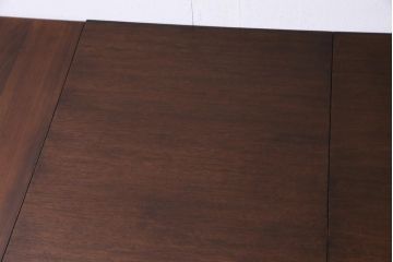 アンティーク家具　イギリスアンティーク　ウォールナット無垢材　荘厳な佇まいのドローリーフテーブル