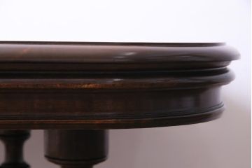 アンティーク家具　イギリスアンティーク　ウォールナット無垢材　荘厳な佇まいのドローリーフテーブル