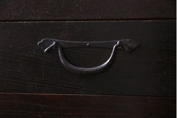 アンティーク家具　和製アンティーク　前面ケヤキ材　ケヤキの杢目と味わい深い風合いが渋さ漂う関西帳場箪笥(収納棚、時代箪笥)