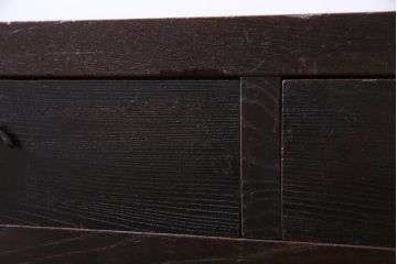 アンティーク家具　和製アンティーク　前面ケヤキ材　ケヤキの杢目と味わい深い風合いが渋さ漂う関西帳場箪笥(収納棚、時代箪笥)