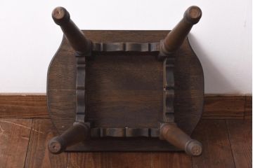 中古　神戸家具　永田良介商店　カントリースタイルを盛り上げるサイドテーブル(花台)(1)