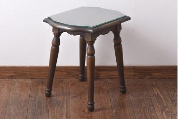 中古　神戸家具　永田良介商店　カントリースタイルを盛り上げるサイドテーブル(花台)(2)