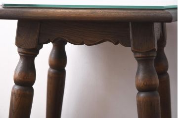 中古　神戸家具　永田良介商店　カントリースタイルを盛り上げるサイドテーブル(花台)(2)