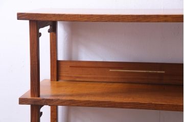 中古　工芸家具　栗無垢材　象嵌細工が素敵な漆塗りの飾棚(飾り棚)(定価約54万円)