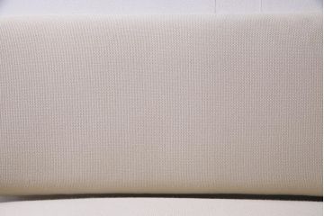 中古　神戸洋家具　永田良介商店　気品とあたたかな雰囲気が漂う533型アームソファ(二人掛け)(定価約37万円)
