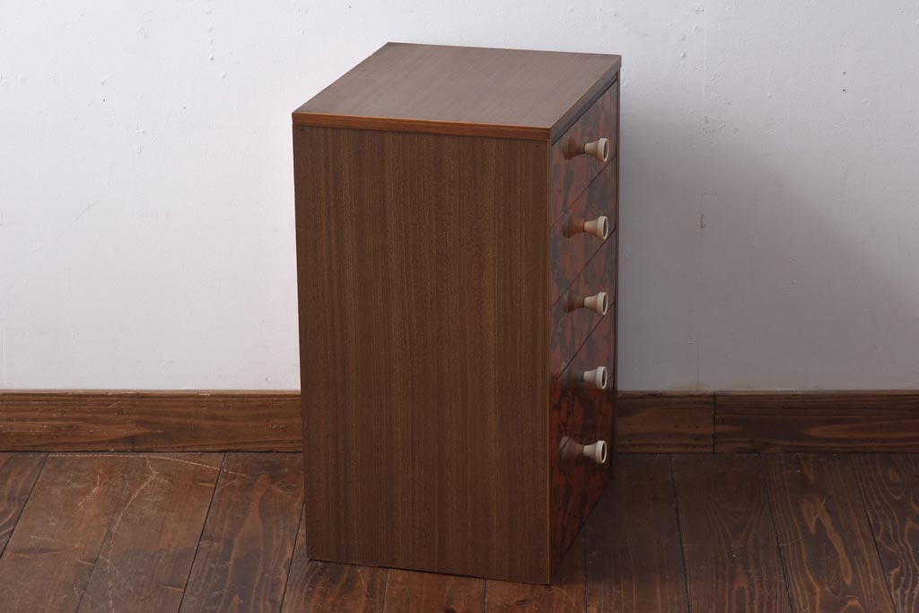 ヴィンテージ家具　日本製　レトロな花模様が目を引く合板プリントのビンテージチェスト(引き出し)