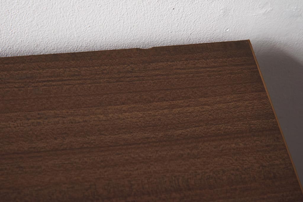 ヴィンテージ家具　日本製　レトロな花模様が目を引く合板プリントのビンテージチェスト(引き出し)