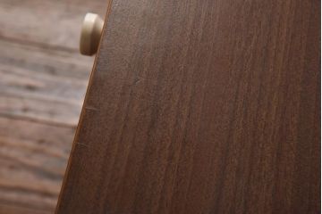 ヴィンテージ家具　日本製　レトロな花模様が目を引く合板プリントのビンテージチェスト(引き出し)