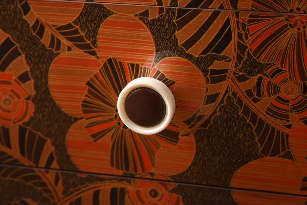 ヴィンテージ家具　日本製　レトロな花模様が目を引く合板プリントのビンテージチェスト(引き出し)