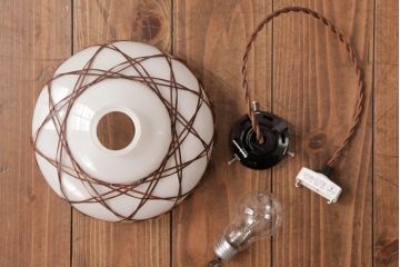 昭和レトロ　和の味わい溢れる竹編みのシェードのペンダントライト(電笠、天井照明)