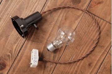 昭和レトロ　和の味わい溢れる竹編みのシェードのペンダントライト(電笠、天井照明)