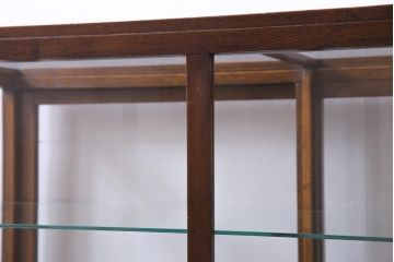 レトロ家具　脚付リメイク　シンプルでレトロな作りのガラスケース(ショーケース、陳列棚)