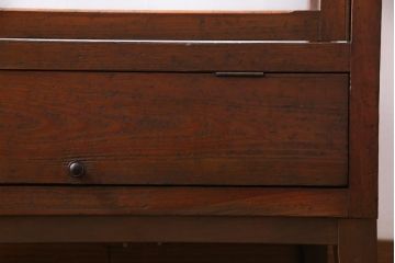 レトロ家具　和製アンティーク　パタパタ扉付き!　レトロで可愛らしい脚付きガラスケース(ショーケース)