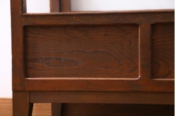 レトロ家具　和製アンティーク　パタパタ扉付き!　レトロで可愛らしい脚付きガラスケース(ショーケース)