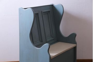 アンティーク家具　フランスアンティーク　パイン材　爽やかなペイントカラーが可愛らしい木製ベンチ(チャーチベンチ)