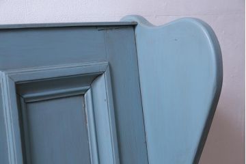 アンティーク家具　フランスアンティーク　パイン材　爽やかなペイントカラーが可愛らしい木製ベンチ(チャーチベンチ)