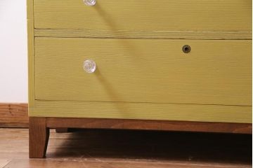 ペイント家具　ガラスの取っ手がアクセントになったリメイクチェスト(引き出し、リビングボード、テレビボード)
