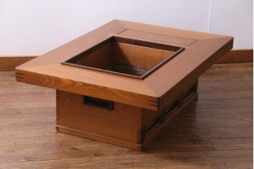 アンティーク雑貨　中古　指物家具　ケヤキ・桐・鉄刀木　カラクリ付きの高級な関西火鉢(長火鉢、囲炉裏)