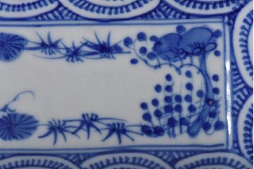 古民具・骨董　染付　蛸唐草紋　はっきりとした藍が美しい角皿2枚セット(長皿)(3)
