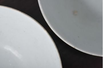 古民具・骨董　龍の図　色絵　独特な絵柄の蓋付き茶碗2客セット(和食器)(1)