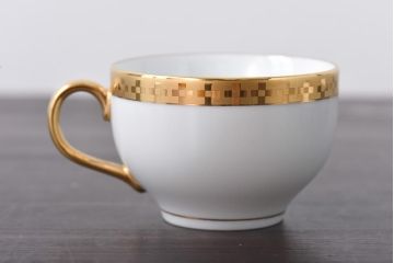 中古　Tiffany&Co.(ティファニー)　IMPERIAL　ゴールドバンドが高級感漂うカップ&ソーサー3客セット(洋食器)