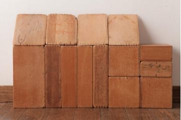 アンティーク雑貨　昭和レトロ　大きな積み木セット【マルチ/14ヶ組】(飾り台、花台、ディスプレイ雑貨)(2)