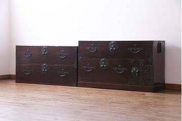 アンティーク家具　明治大正期　前面ヒノキ材　宝尽くし　錠前金具が素敵な二本松箪笥(重ね箪笥、衣装箪笥、収納箪笥、時代箪笥)(R-034900)