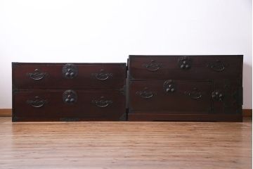 アンティーク家具　明治大正期　前面ヒノキ材　宝尽くし　錠前金具が素敵な二本松箪笥(重ね箪笥、衣装箪笥、収納箪笥、時代箪笥)(R-034900)