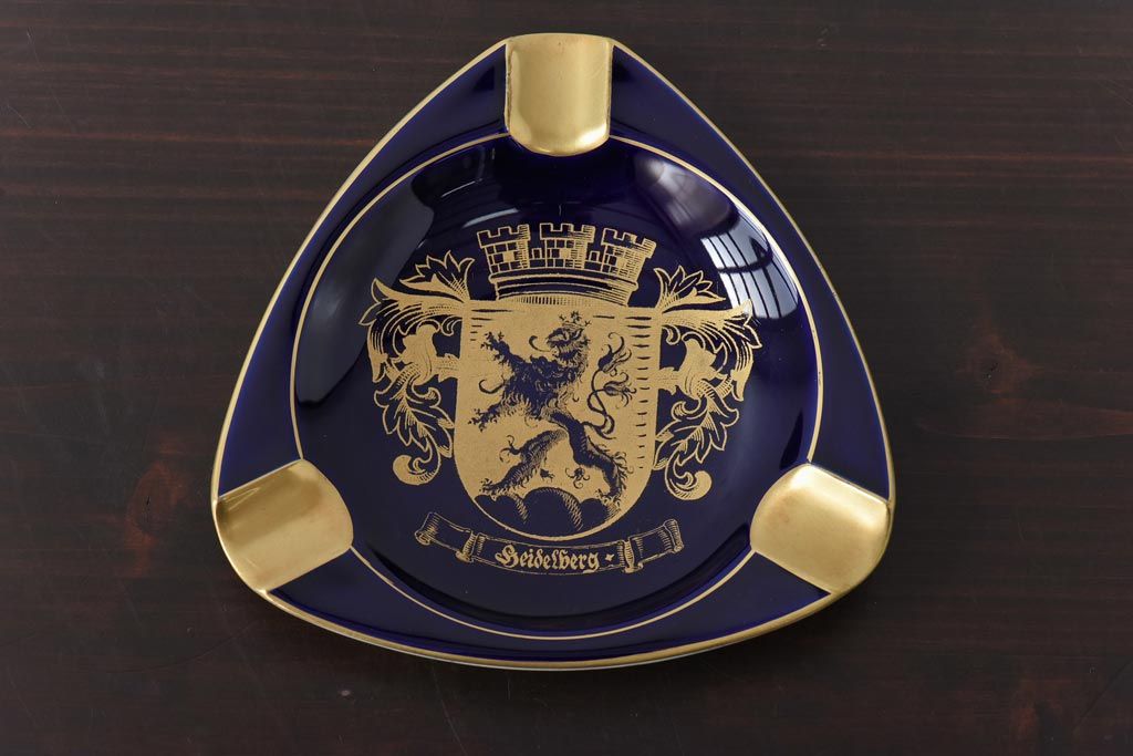 アンティーク雑貨　中古　ドイツ　LINDNER(リンドナー)　紋章が描かれた灰皿(アッシュトレー、磁器、コバルト)