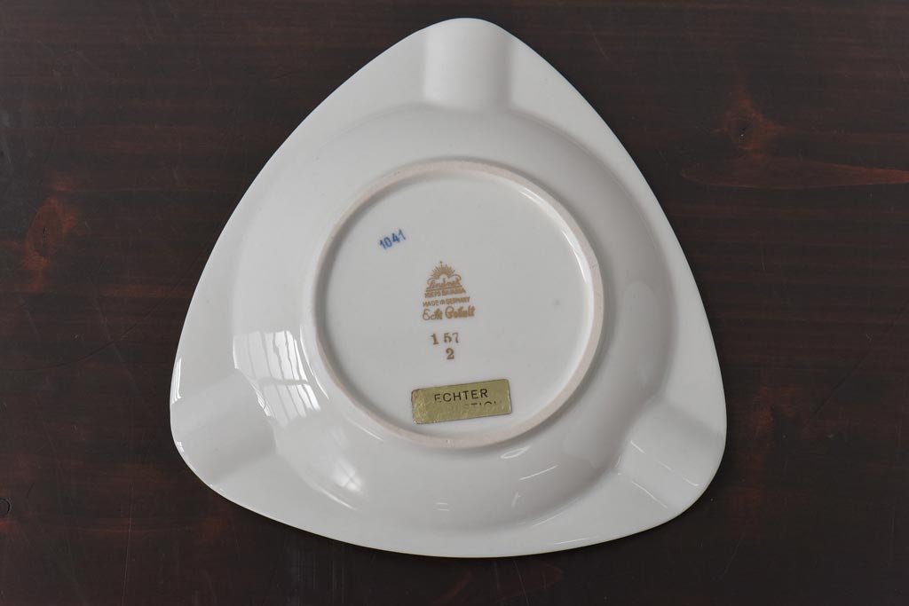 アンティーク雑貨　中古　ドイツ　LINDNER(リンドナー)　紋章が描かれた灰皿(アッシュトレー、磁器、コバルト)