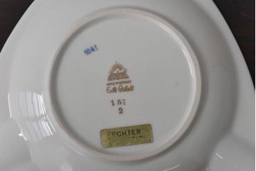 アンティーク雑貨　中古　ドイツ　LINDNER(リンドナー)　紋章が描かれた灰皿(アッシュトレー、磁器、コバルト)